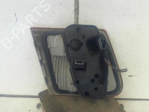right-tailgate-light-bmw-3-touring-e46-1999-2000-2001-2002-2003-2004-2005-37299821 main image