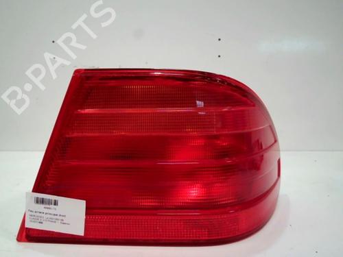 Used Right taillight Right taillight 37306111 37306111