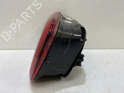 left-tailgate-light-citroen-c4-cactus-2014-37319325 main image