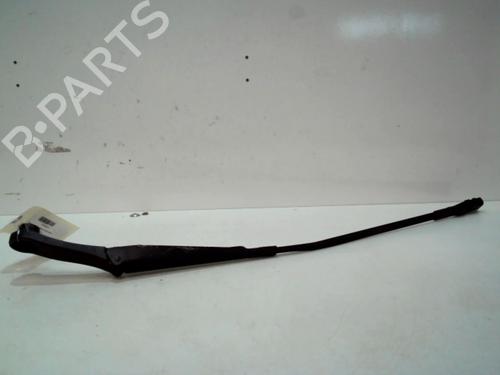 front-windshield-wiper-arm-audi-q2-gab-gag-2016-37310834 main image