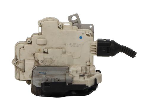 front-right-lock-audi-a4-b7-avant-8ed-2004-2005-2006-2007-2008-37333088 main image