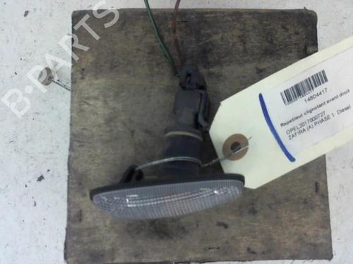 Right front indicator OPEL ZAFIRA A MPV (T98) 2.0 DTI 16V (F75) | BP37299871C33 - Image 2
