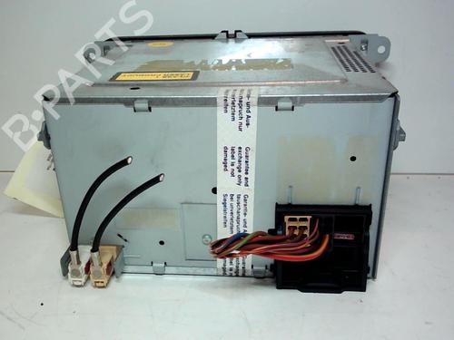 Radio VW GOLF V (1K1) | BP37301381E6 - Image 2