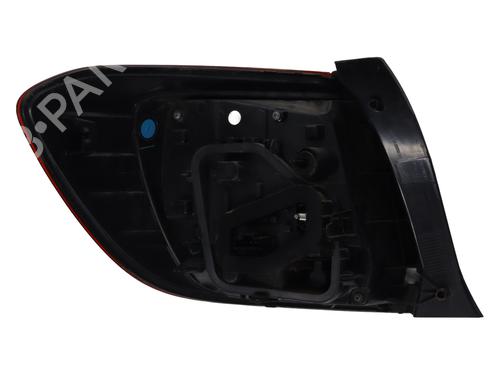 right-taillight-dacia-sandero-ii-2012-37335759 main image