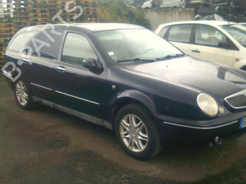 Right front indicator LANCIA LYBRA SW (839_) 2.4 JTD (839BXL1A) | BP37307370C33  - Image 6