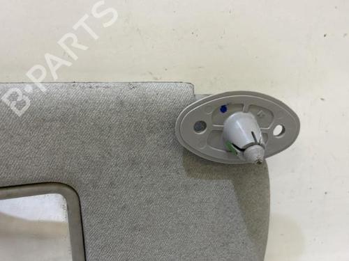 right-sun-visor-toyota-yaris-_p1_-1999-2000-2001-2002-2003-2004-2005-37319125 main image