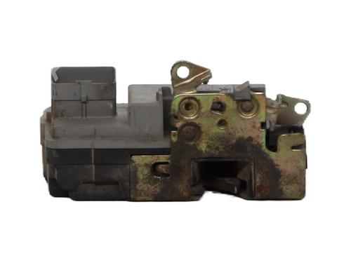 front-left-lock-peugeot-partner-box-bodympv-5_-g_-1996-37329065 main image