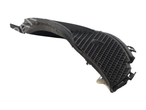 Used Grille Grille 37344324 37344324