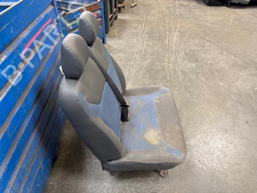 Used Right front seat Right front seat 38596680 38596680