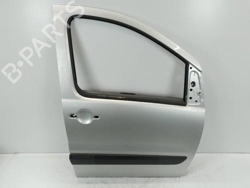 Used Right front door Right front door 37621362 37621362