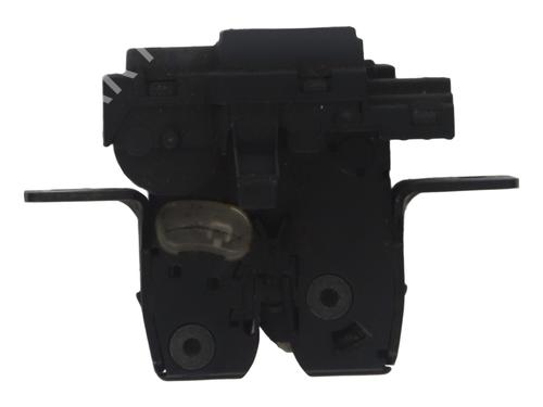tailgate-lock-renault-clio-iii-br01-cr01-2005-2006-2007-2008-2009-2010-2011-2012-2013-2014-37339839 main image