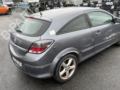 Used Parts OPEL ASTRA H GTC (A04)  1.9 CDTi (L08)  4828842