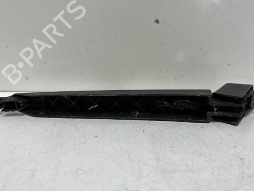 Used Rear windshield wiper arm Rear windshield wiper arm 37323744 37323744
