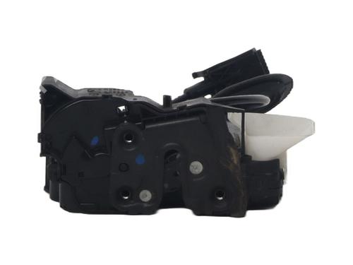 Cerradura puerta delantera izquierda Cerradura puerta delantera izquierda RENAULT MEGANE IV Hatchback (B9A/M/N_) [2015-2026] 37347400 37347400
