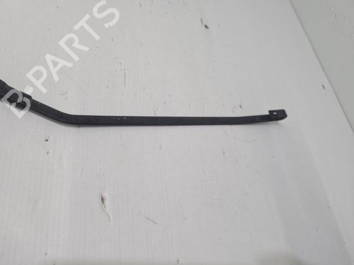 Used Rear windshield wiper arm Rear windshield wiper arm 37753733 37753733
