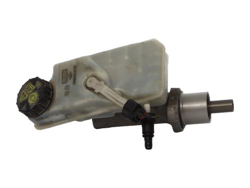 Used Brake master cylinder Brake master cylinder 37324818 37324818