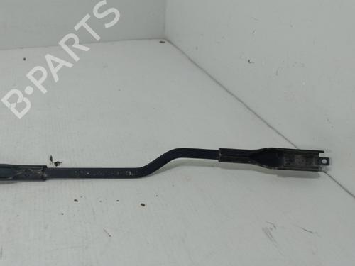 front-windshield-wiper-arm-bmw-1-f20-2011-2012-2013-2014-2015-2016-2017-2018-2019-37323972 main image