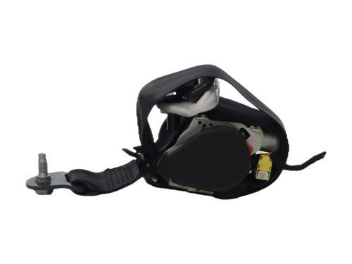 front-right-seatbelt-peugeot-2008-i-cu_-2013-37617858 main image