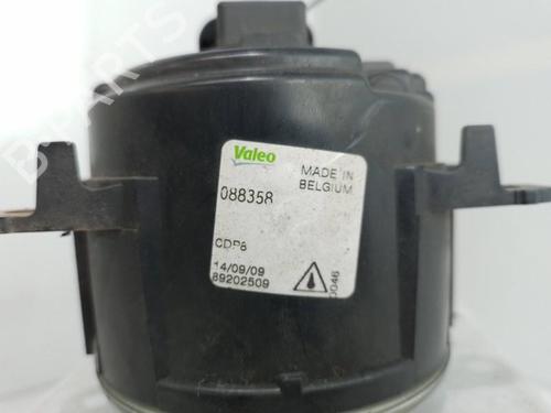 Right front fog light DACIA LOGAN MCV (KS_) 1.5 dCi (KS0W) | BP37319138C31 - Image 4