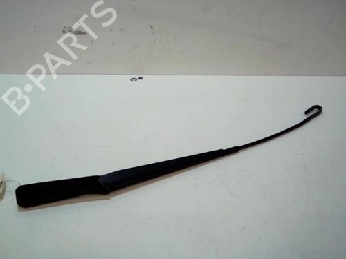 Used Front windshield wiper arm Front windshield wiper arm OPEL ZAFIRA A MPV (T98) 2.2 DTI 16V (F75) (125 hp) 37309851 37309851
