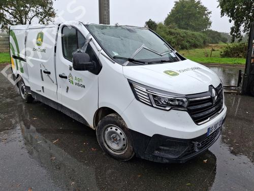 Brugte RENAULT TRAFIC III Bus (JG_)  2.0 dCi 150 (JGMU)  4839027