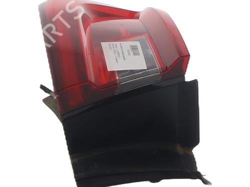 left-taillight-renault-megane-iv-hatchback-b9amn_-2015-37347369 main image