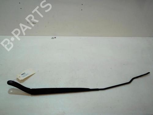 Used Front windshield wiper arm Front windshield wiper arm 37307573 37307573
