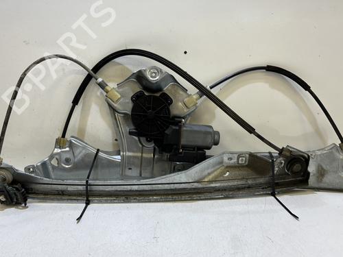 front-right-window-mechanism-renault-clio-iii-br01-cr01-2005-2006-2007-2008-2009-2010-2011-2012-2013-2014-37326759 main image