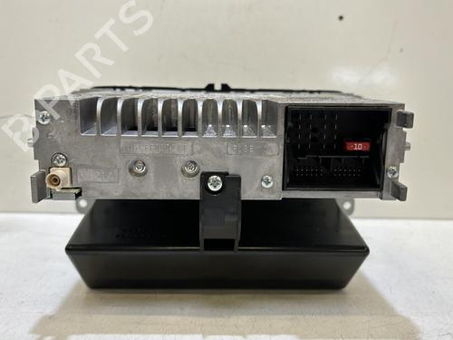 Used Radio Radio 37327000 37327000