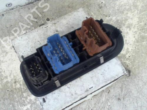 left-front-window-switch-renault-clio-iii-br01-cr01-2005-2006-2007-2008-2009-2010-2011-2012-2013-2014-37302894 main image