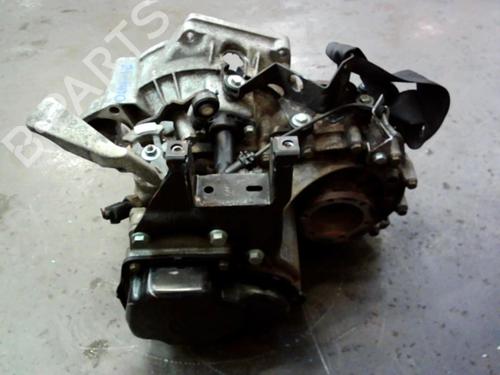Gearkasse Gearkasse VW POLO IV Saloon (9A4, 9A2, 9N2, 9A6) 1.4 TDI (75 hp) 37308165 37308165