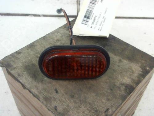 Used Right front indicator Right front indicator 37296678 37296678