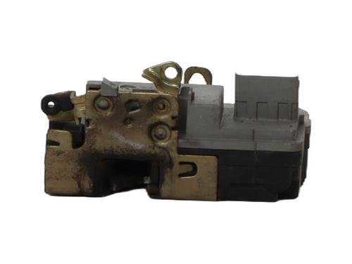 front-right-lock-peugeot-206-cc-2d-2000-2001-2002-2003-2004-2005-2006-2007-2008-37331191 main image