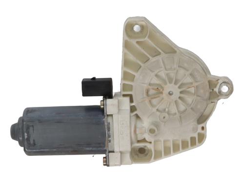 right-front-window-motor-mercedes-benz-a-class-w169-2004-2005-2006-2007-2008-2009-2010-2011-2012-37332465 main image