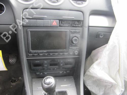 Headlight switch AUDI A4 B7 Convertible (8HE) 2.0 TDI | BP37302633I24 - Image 4