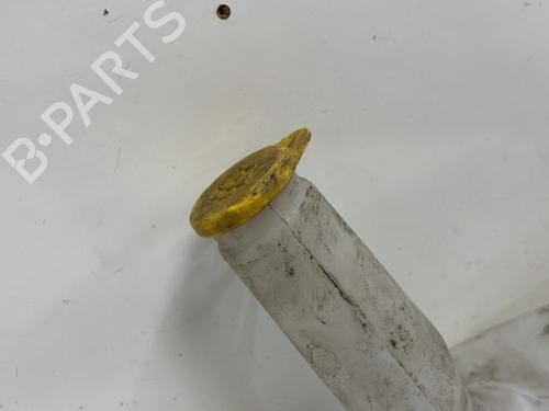 Used Windscreen washer tank Windscreen washer tank 37621948 37621948