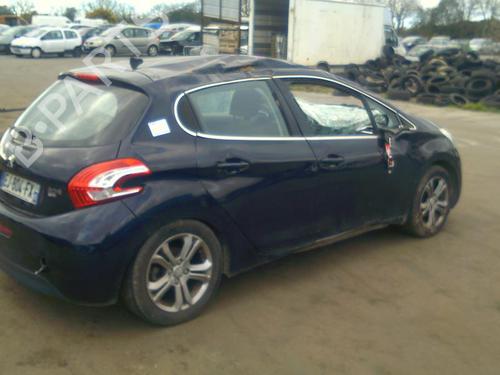 Dashboard PEUGEOT 208 I (CA_, CC_) 1.6 HDi | BP37619695C46  - Image 27