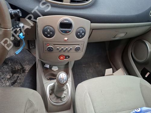 Left front window switch RENAULT CLIO III (BR0/1, CR0/1) 1.4 16V | BP37328996I27 - Image 9
