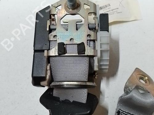 rear-left-seatbelt-mercedes-benz-c-class-w203-2000-2001-2002-2003-2004-2005-2006-2007-37306370 main image
