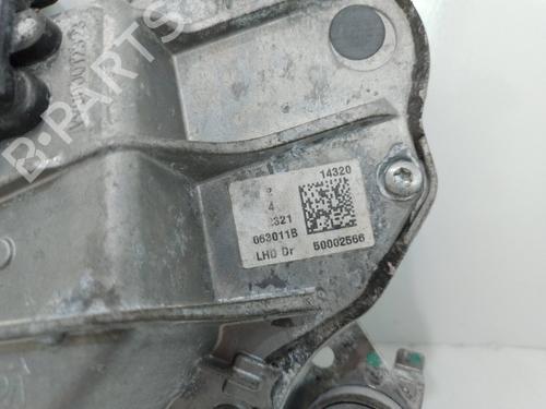 motor-limpa-vidros-frontal-citroen-ds5-2011-2012-2013-2014-2015-2016-37320799 main image