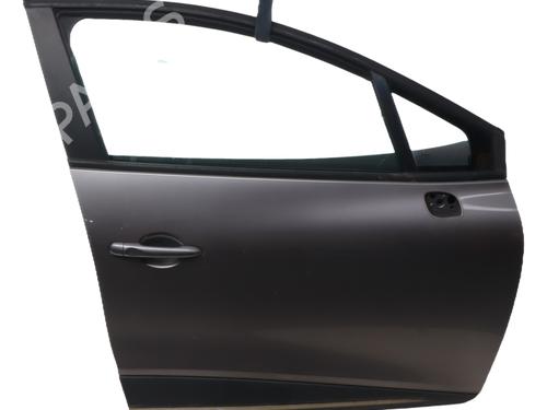 right-front-door-renault-clio-iv-bh_-2012-2013-2014-2015-2016-2017-2018-2019-2020-2021-39097840 main image