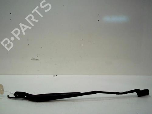 Used Front windshield wiper arm Front windshield wiper arm 37308671 37308671