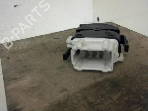 Used Left rear window switch Left rear window switch 37298541 37298541