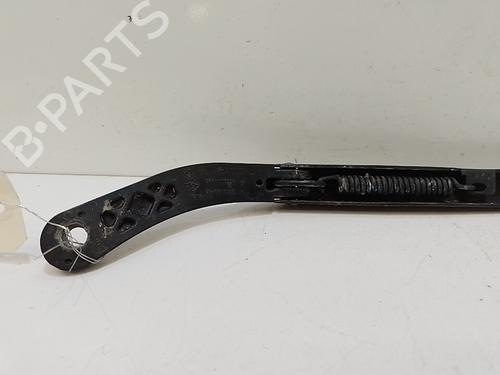 front-windshield-wiper-arm-peugeot-307-cc-3b-2003-2004-2005-2006-2007-2008-2009-37317183 main image