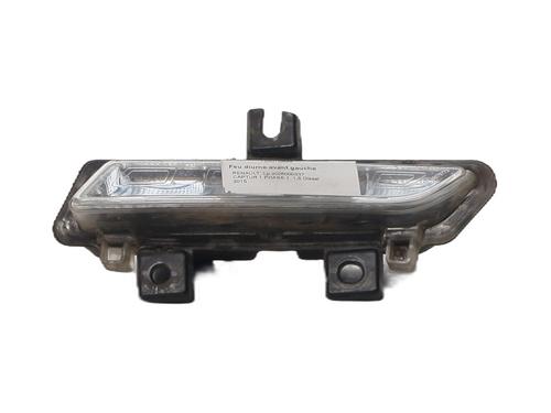 left-daytime-light-renault-captur-i-j5_-h5_-2013-37346496 main image