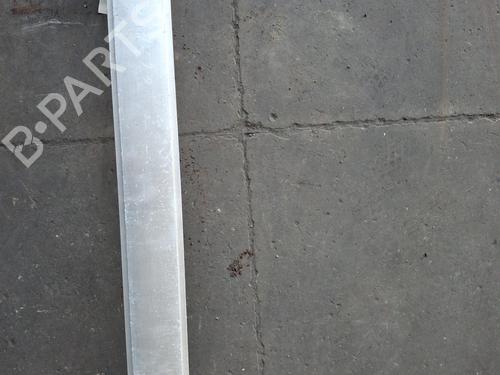 Used Rear bumper reinforcement Rear bumper reinforcement 37622972 37622972