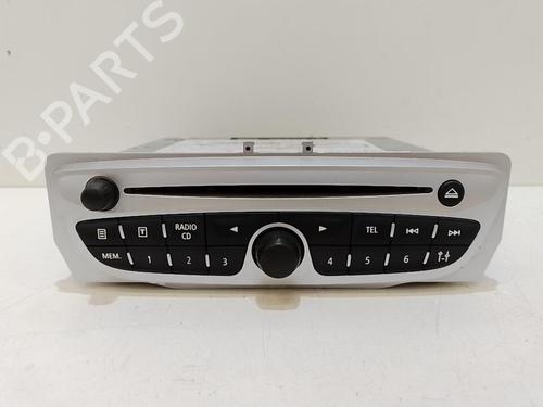 Used Radio Radio 37318198 37318198