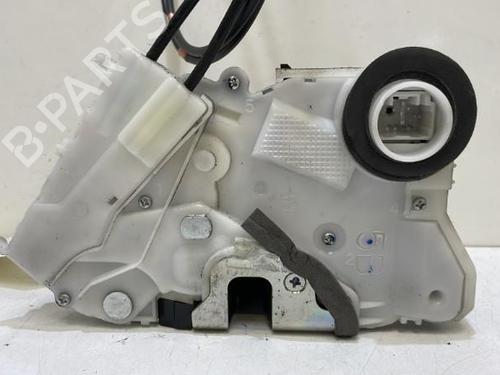 front-right-lock-toyota-yaris-_p13_-2010-2011-2012-2013-2014-2015-2016-2017-2018-2019-2020-37320385 main image