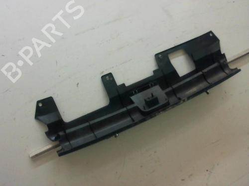 Used Grille Grille 37618089 37618089