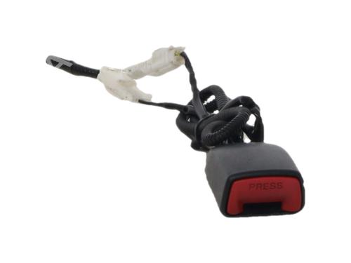 seat-buckle-toyota-auris-_e15_-2006-2007-2008-2009-2010-2011-2012-2013-37348487 main image